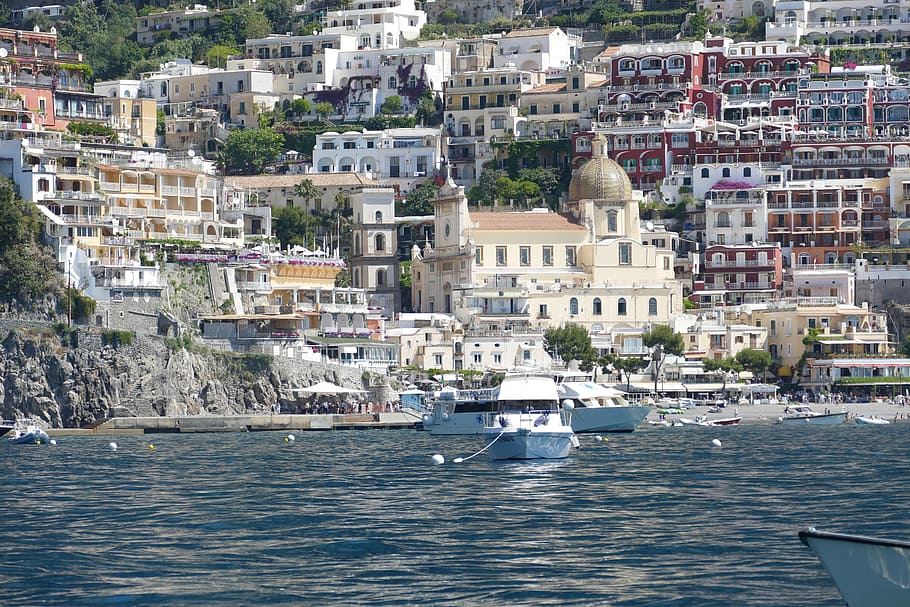 amalfi positano picturesque mediterranean italy