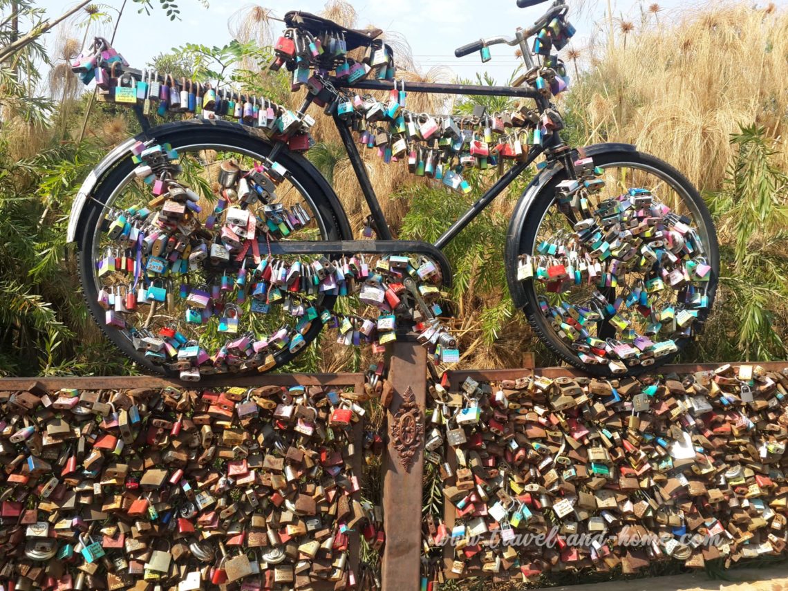 Lockbridge