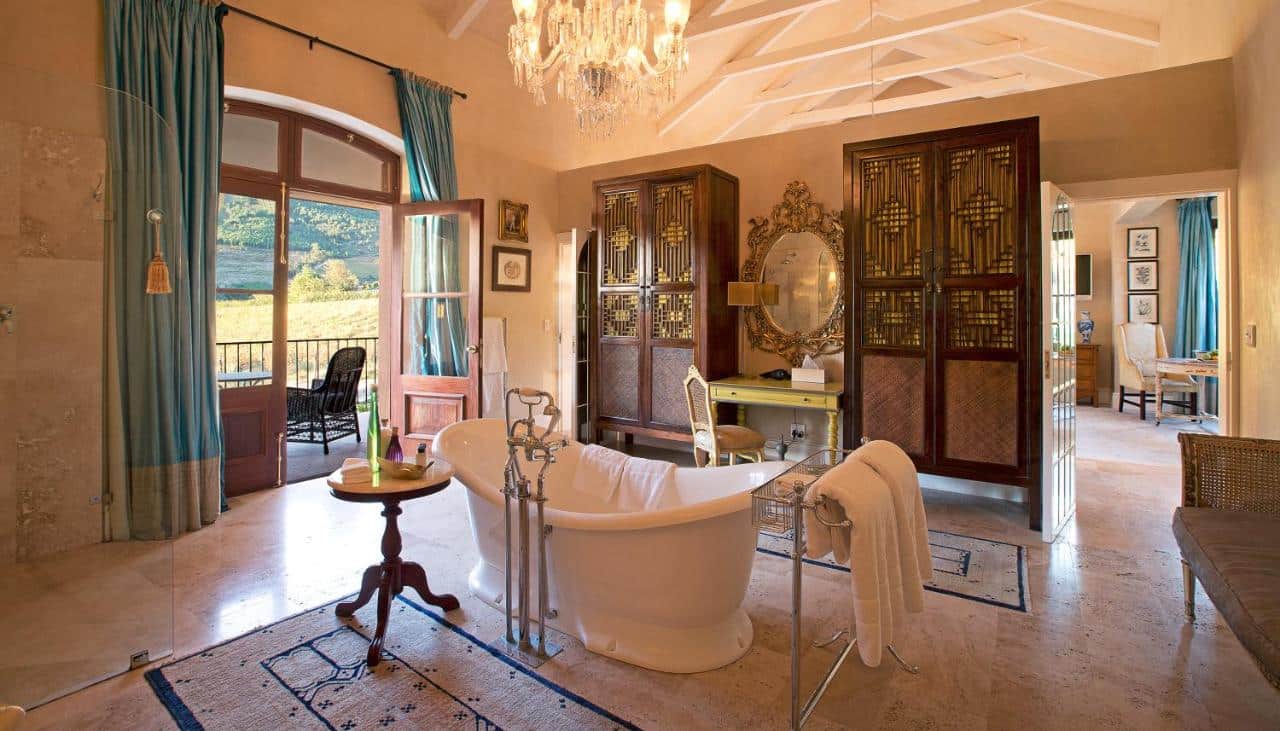 La Residence luxury accommodation in South Africa Franschhoek valley