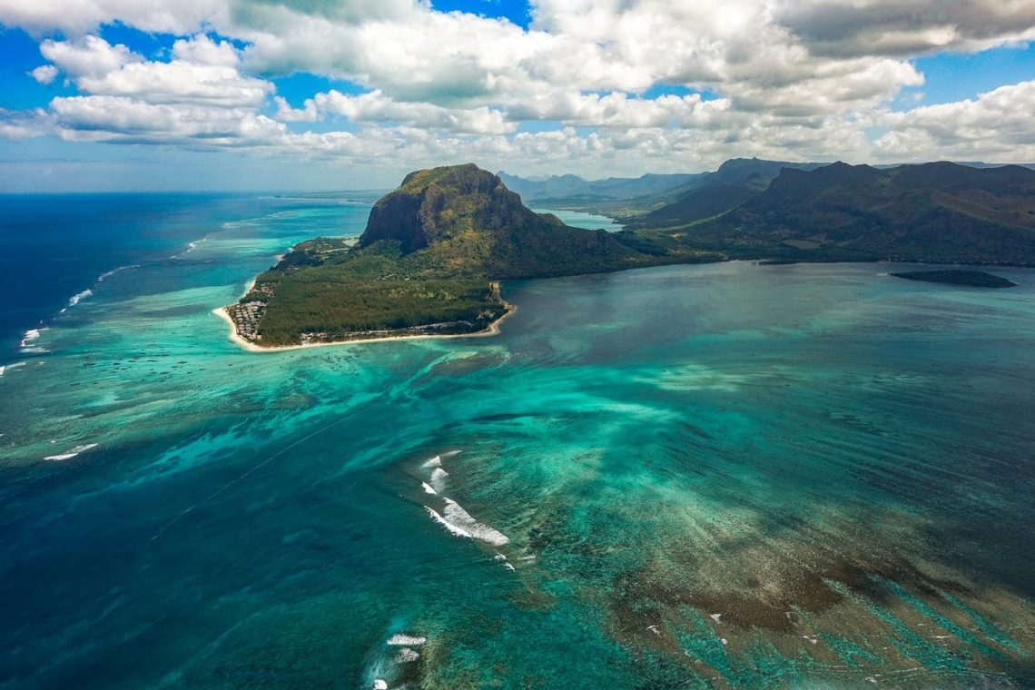 Underwater Waterfall Le Morne Mauritius
