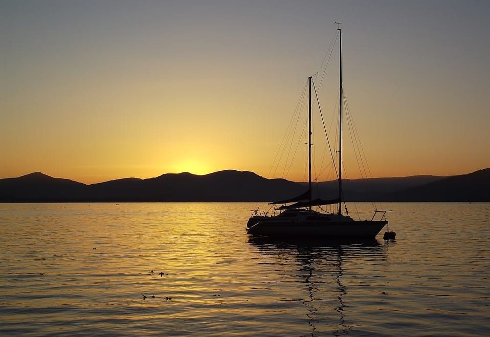 kosmos hartbeespoort sunrise 729848a2