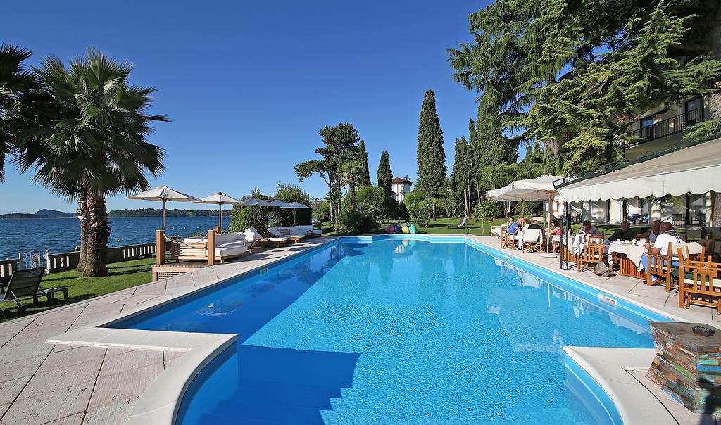 Hotel Villa Capri Lake Garda Accommodation Travel and Home 2
