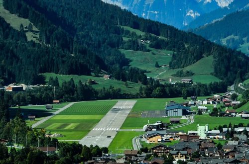 Gstaad Track and Mountains