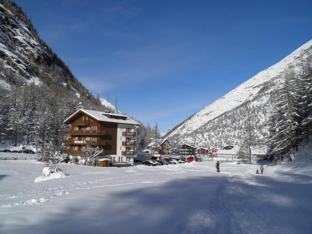 Ski In Ski Out Hotel Sport Saas Almagell Saas Valley Switzerland couple ski holiday honeymoon