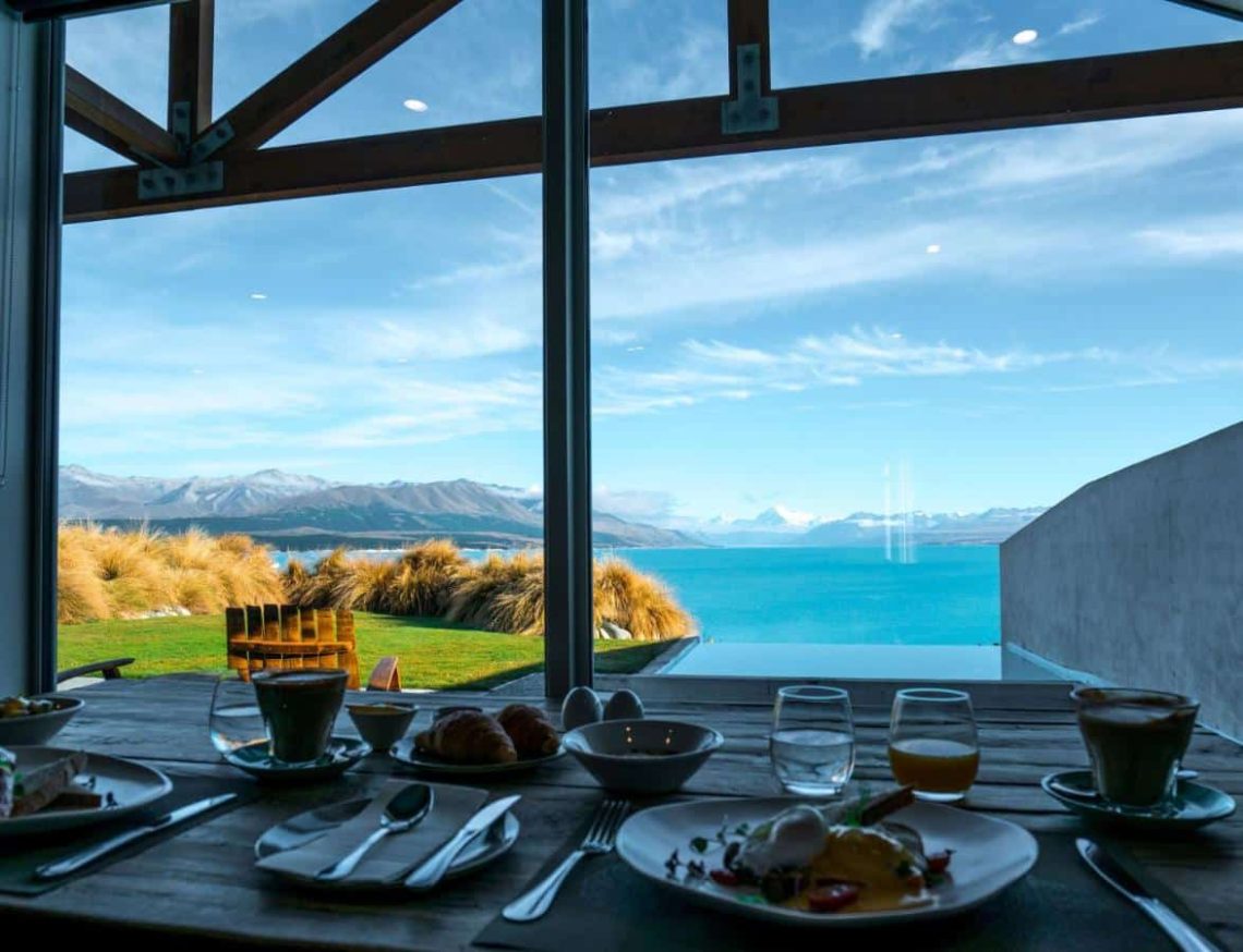 Visit Lake Pukaki in New Zealand must see places near Christchurch