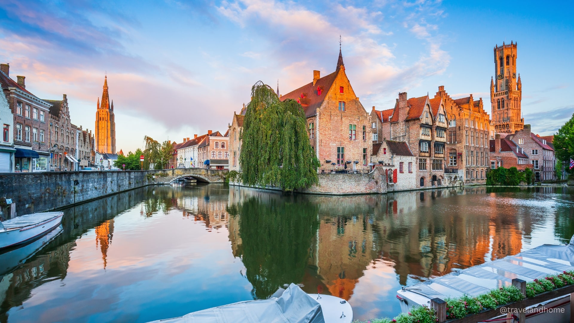 Buy Bruges city card, travel and home min