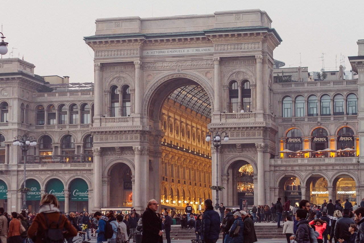 Piazza del Duomo in Milan best places to stay and things to do must visit places