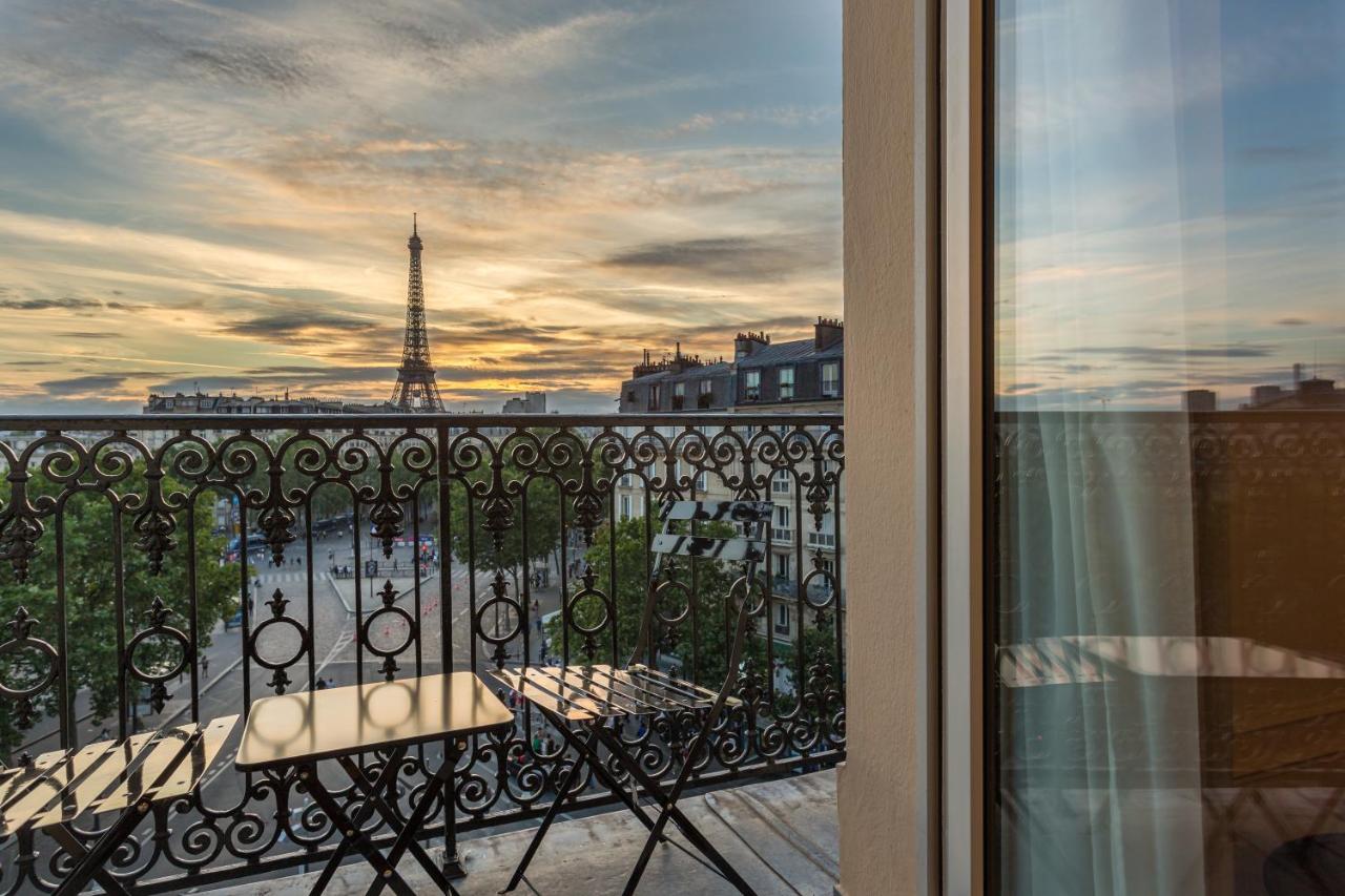 Paris Hotels with Eiffel Tower views romantic places to stay Instagram photo shoot
