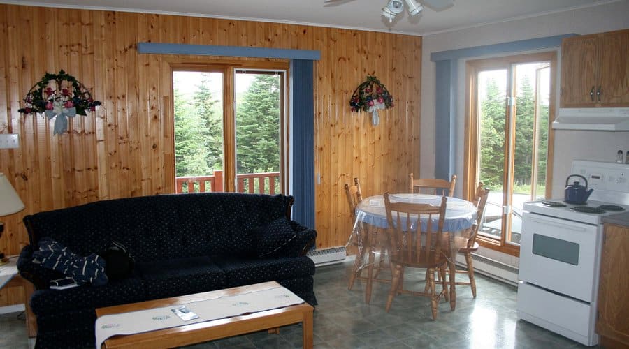 Southwest Pond Cabins, St. Lunaire‑Griquet