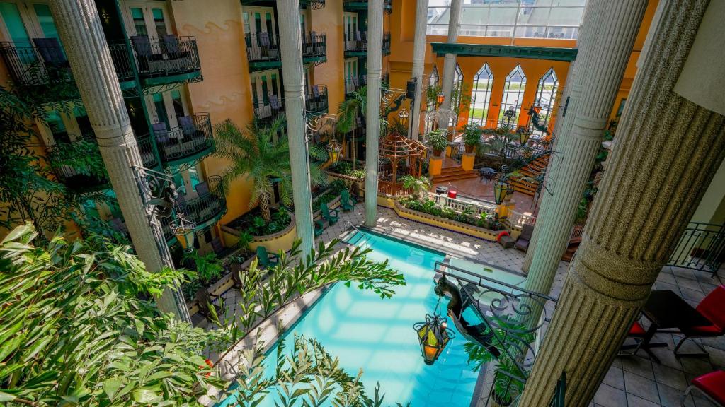 Beautiful hotel in Quebec City - best places to stay