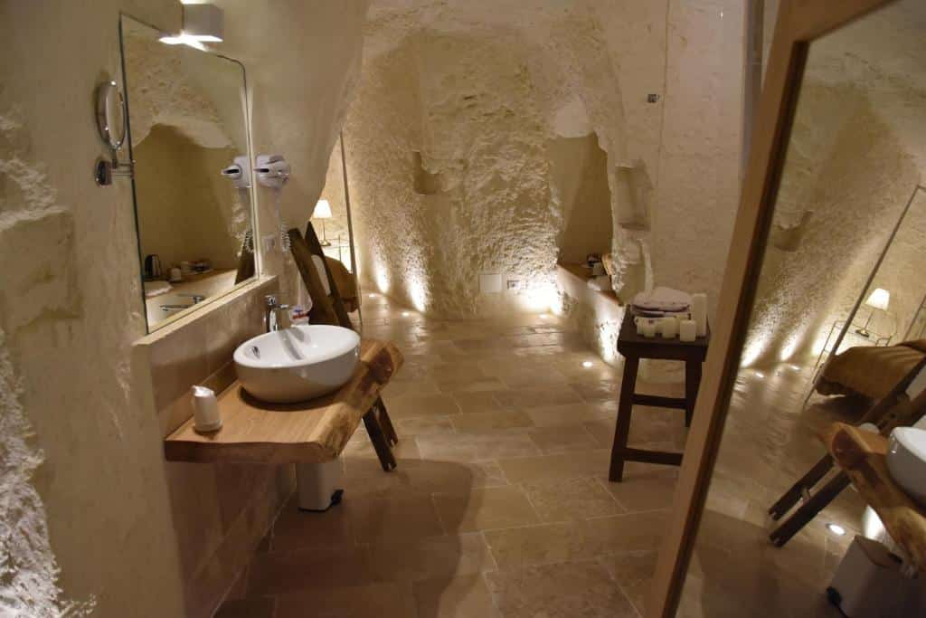 hotels with spectacular views in Matera Italy