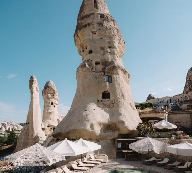 Aza cave hotel