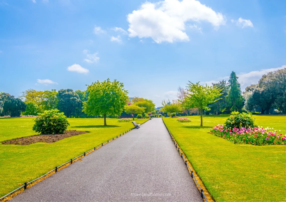 Phoenix Park, Dublin, travel and home