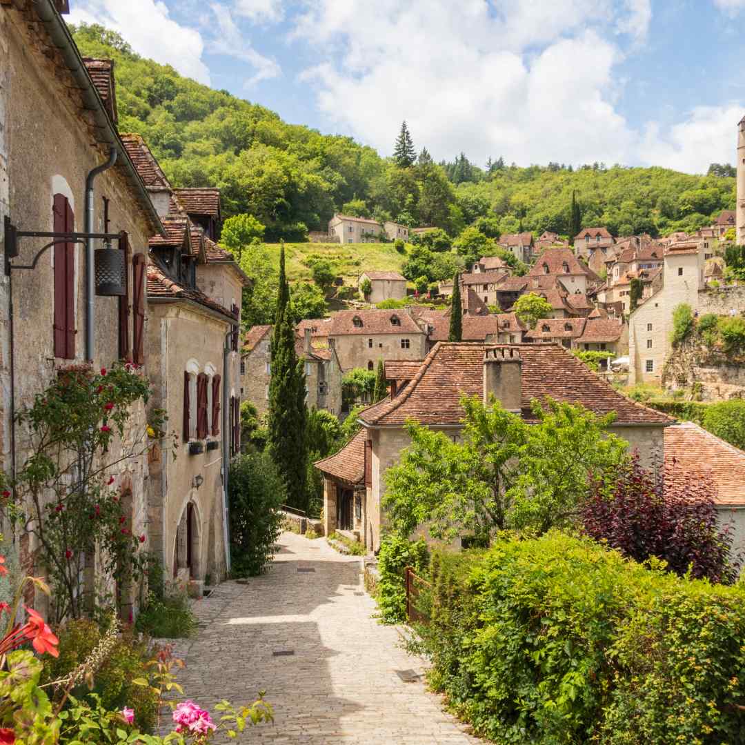 Saint Cirq Lapopie - One Of France's Most Beautiful Villages To Visit - 1st Time Visitors Guide