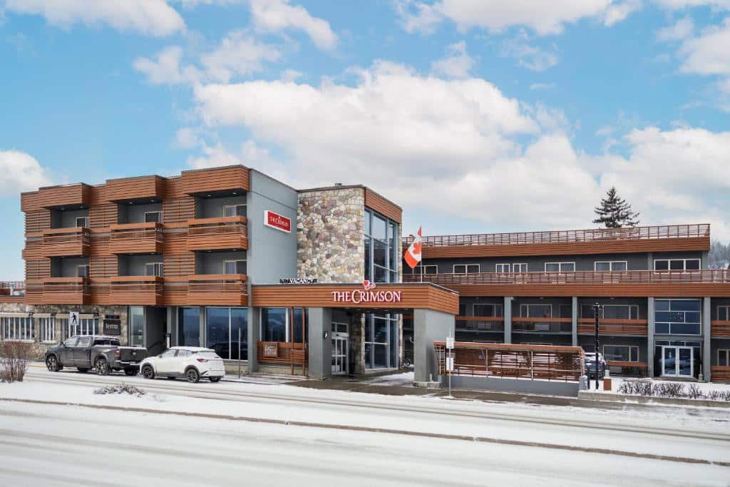 The Crimson in Jasper Alberta - places to stay