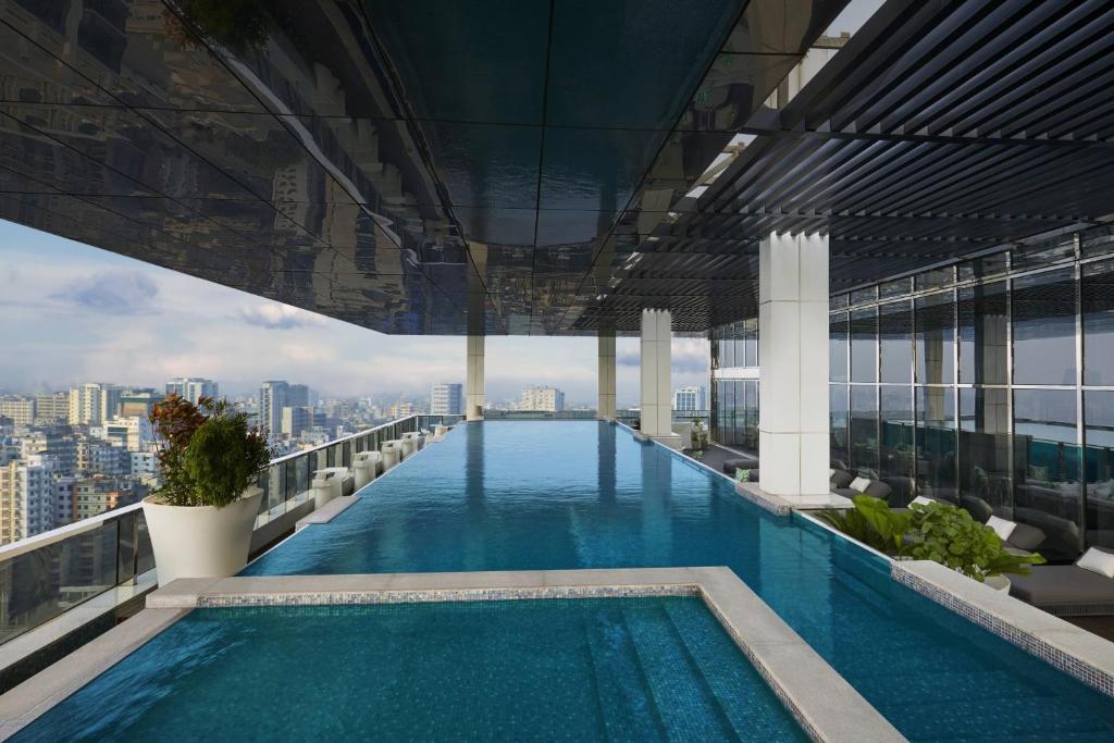 most spectacular places to stay in Dhaka