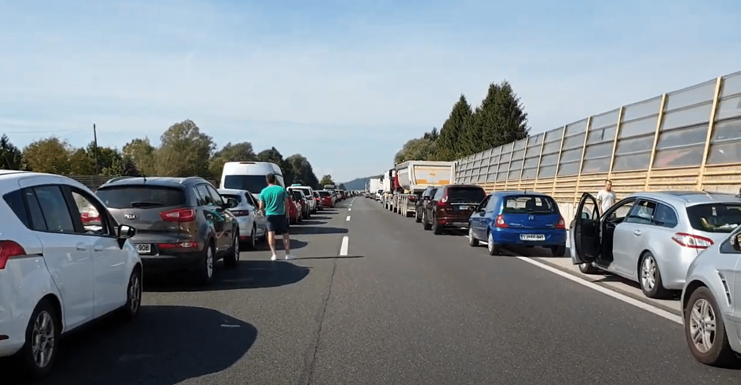 Traffic rules in Slovenia