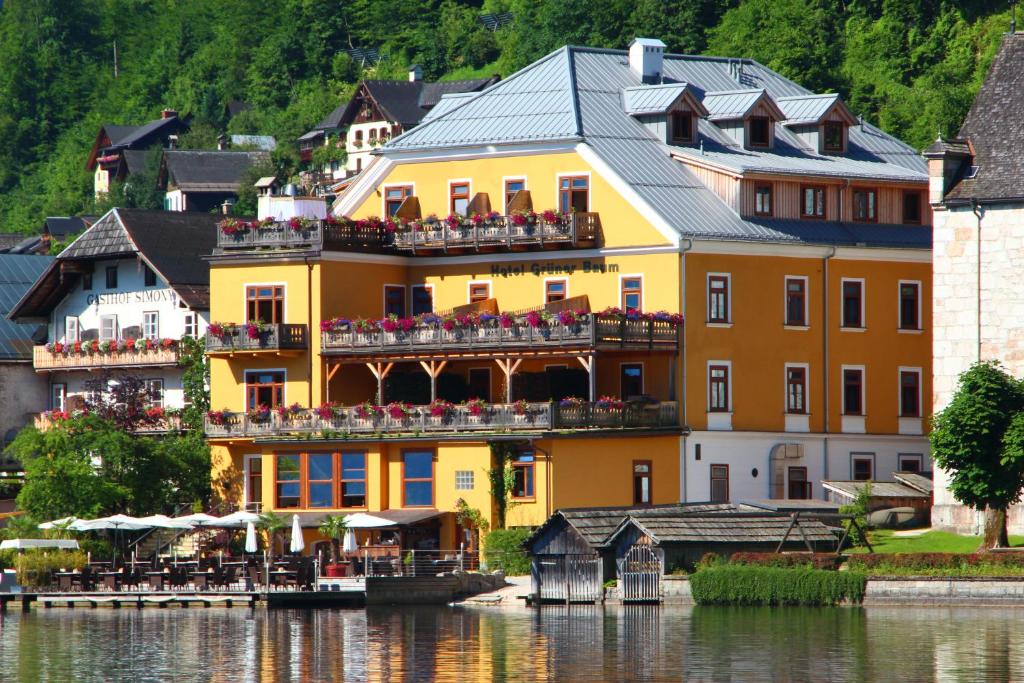 Seehotel Grüner Baum in Hallstatt Austria accommodationThe Reason You Should Skip Hallstatt — You’ll Never Want to Leave These Places to Stay