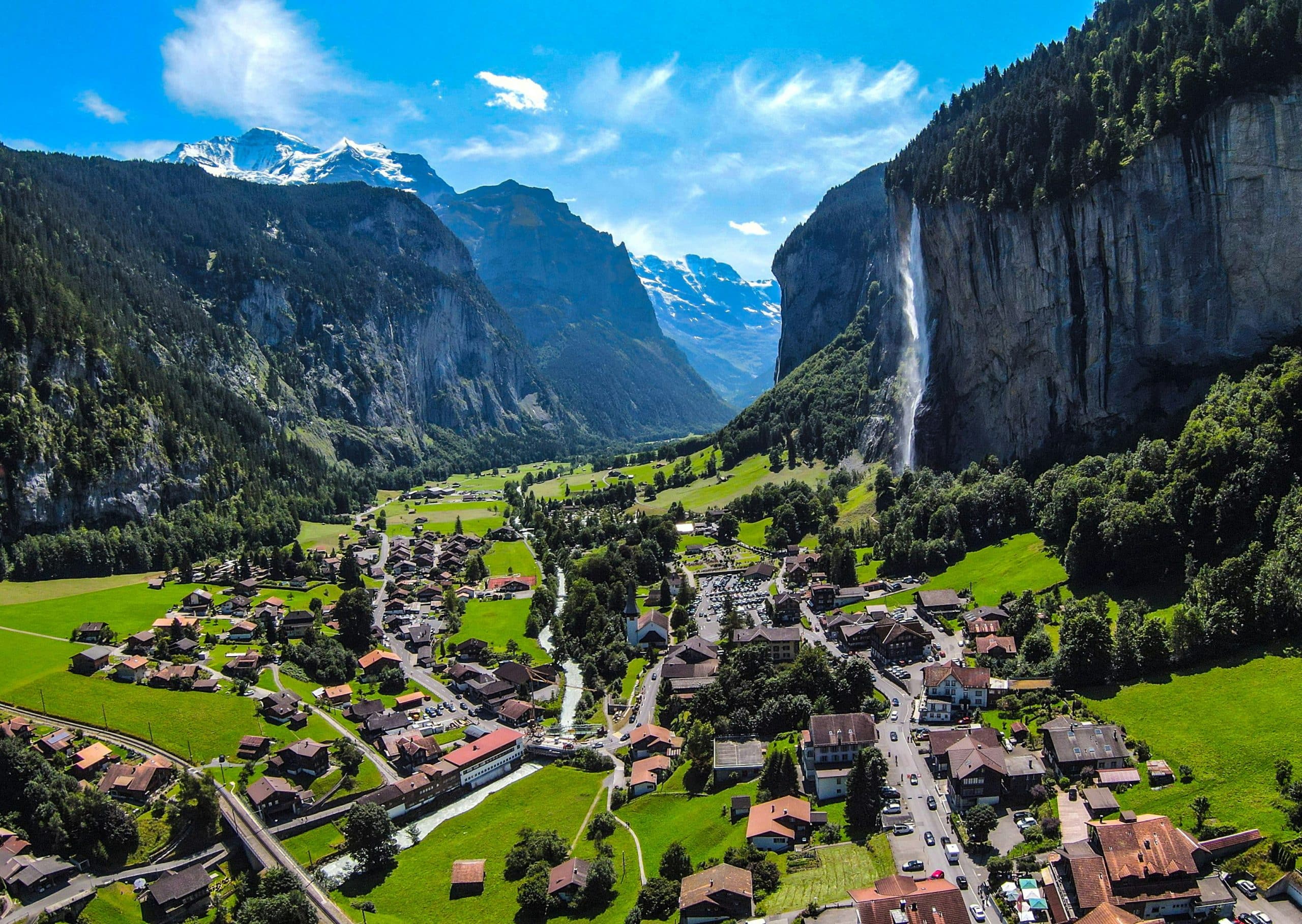 Beautiful Lauterbrunnen - tips for your travels from locals
