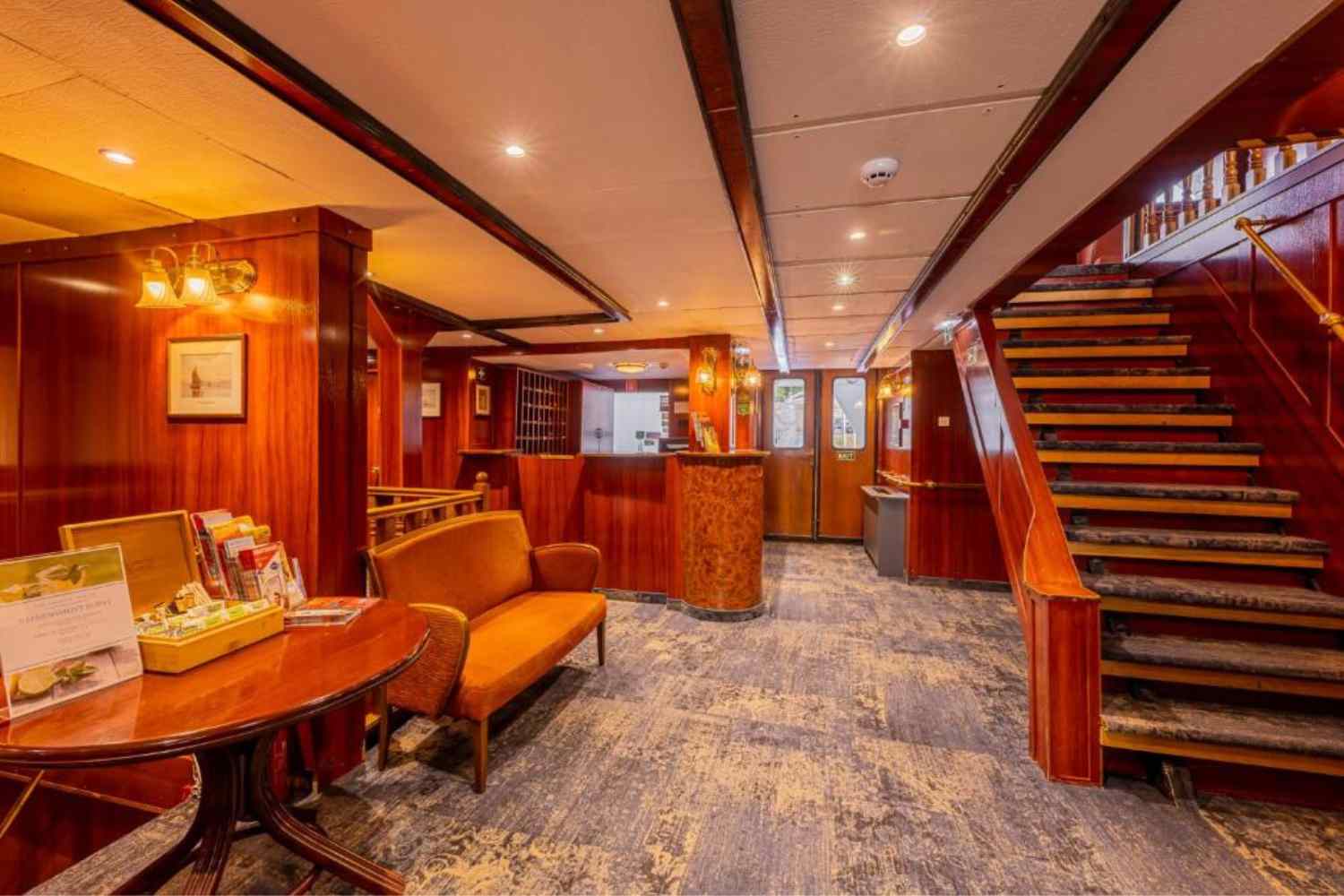 Fortuna Boat Hotel in Budapest - unique place to stay - traveling on a budget
