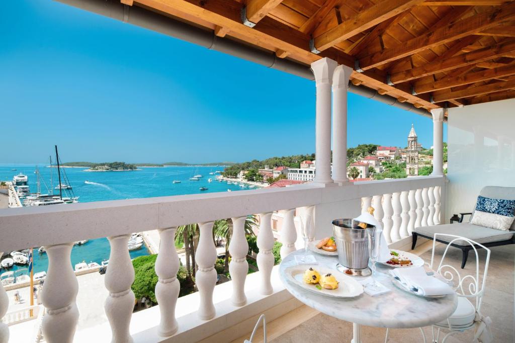 Hvar Palace - oldest hotel in Hvar - with beautiful views