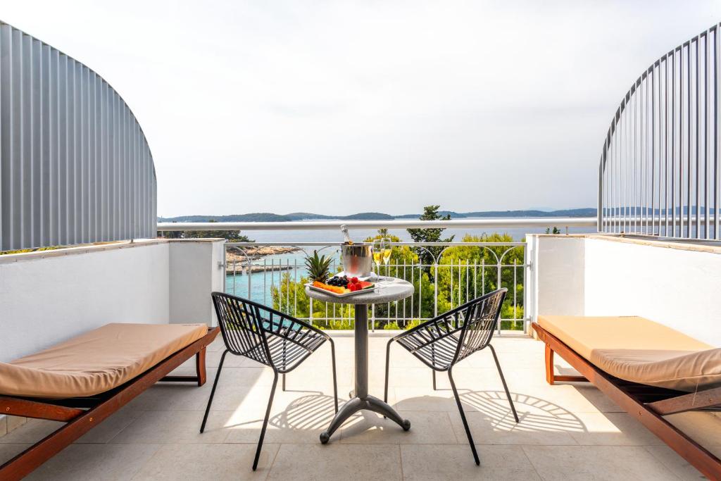 Hvar - beautiful hotels with views across the ocean - best places to stay