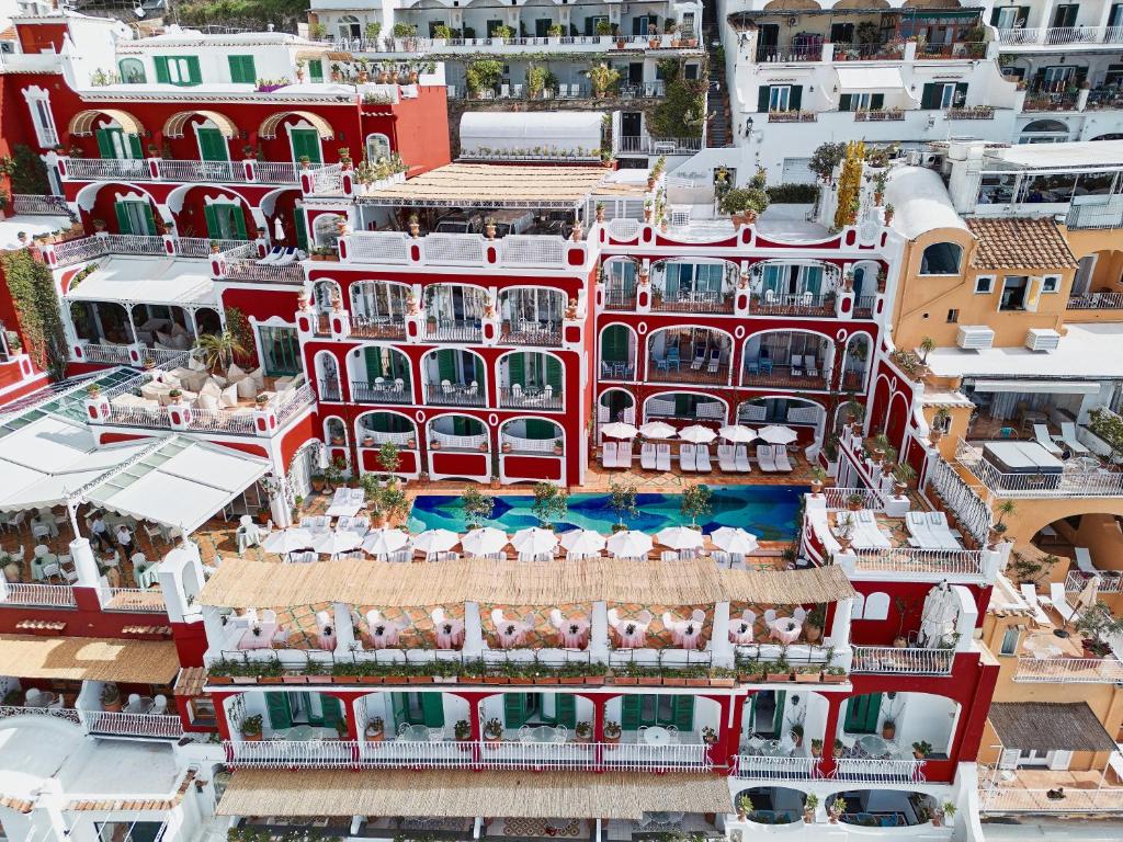 Le Sirenuse Hotel in Positano - most beautiful place to visit and stay