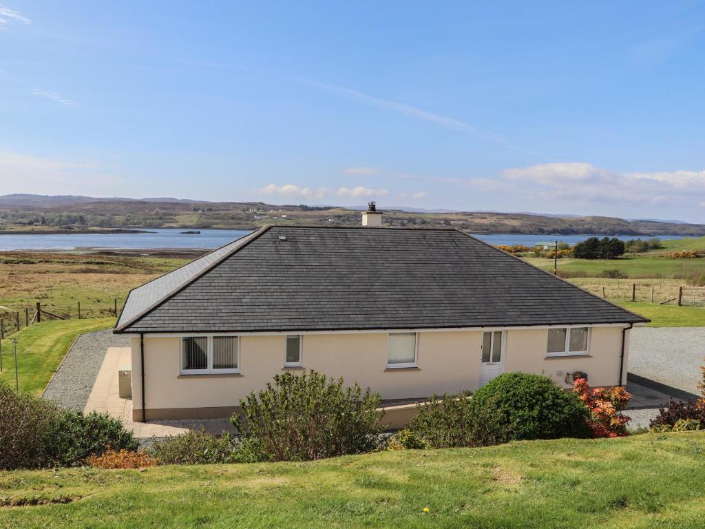 best holiday rental - 3 bedroom home in Portree