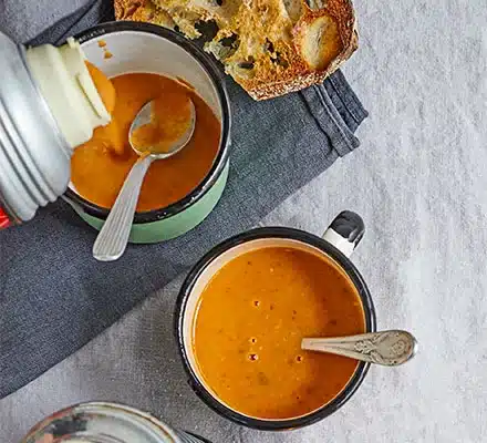 Roasted Red Pepper, Sweet Potato and Smoked Paprika Soup, winter caravan recipes, winter lodge recipes, winter holiday self catering recipes