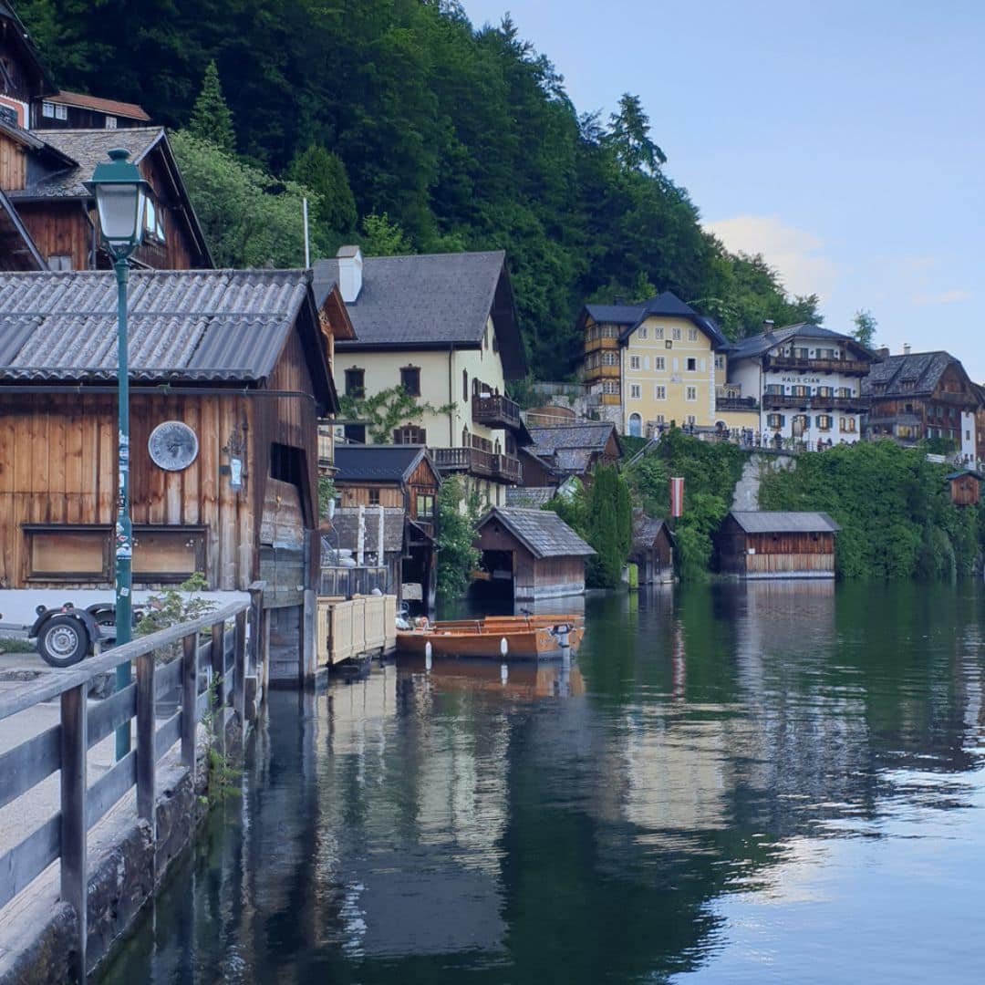 Things you need to know when visiting Hallstatt in Austria - a travel guide with tips and local info