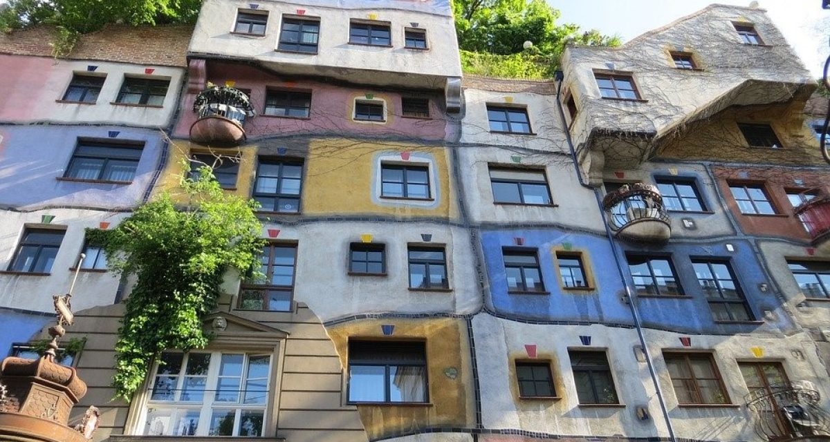 unique architecture in Vienna, Hundertwasser buildings